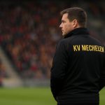 Fred Vanderbiest tijdens een wedstrijd van KV Mechelen langs de zijlijn