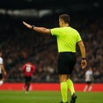 Scheidsrechter Lothar D'Hondt tijdens een wedstrijd in de Jupiler Pro League