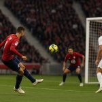 Matias Fernandez-Pardo van Lille OSC tijdens een wedstrijdmoment in het stadion
