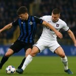 Spelers van RSC Anderlecht in duel tijdens de wedstrijd tegen Club Brugge