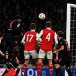 Spelmoment uit Bayer Leverkusen tegen Arsenal in de BayArena in de Champions League