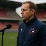 Steve Colpaert langs de zijlijn als interim-hoofdcoach van Zulte Waregem