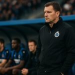 Coach Ivan Leko van Club Brugge langs de zijlijn tijdens een competitiewedstrijd