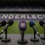 Peter Verbeke tijdens een persmoment bij RSC Anderlecht