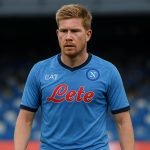 Kevin De Bruyne in actie in het shirt van Napoli tijdens een wedstrijd