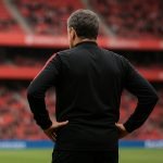 Ernesto Valverde langs de zijlijn als trainer van Athletic Club in San Mamés