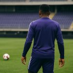 Verdediger in wedstrijdcontext als illustratie bij de interesse van Anderlecht in Hossam Abdelmaguid
