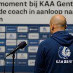 Rik De Mil tijdens een persmoment bij KAA Gent in aanloop naar de wedstrijd tegen Union