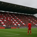 Sfeerbeeld in het stadion tijdens Standard Luik tegen Charleroi zonder herkenbare gezichten.