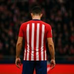 Speler van Atlético Madrid viert een doelpunt in wedstrijdcontext