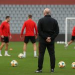 Rudi Garcia tijdens een oefensessie van de Rode Duivels