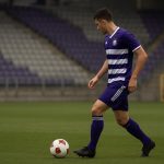 Nathan De Cat van RSC Anderlecht op het trainingsveld, in aanloop naar een drukke transferzomer