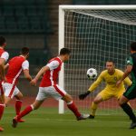 Spelmoment uit Zulte Waregem tegen Cercle Brugge in de Relegation Play-Offs