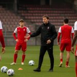 Antwerp-spelers op training terwijl de afwezigheid van Gyrano Kerk blijft nazinderen