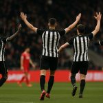 Spelers van Sporting Charleroi vieren een goal tegen Royal Antwerp FC in PO II.