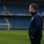 Nicky Hayen langs de zijlijn bij KRC Genk in de Cegeka Arena