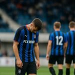 Spelers van FCV Dender balen na een wedstrijd in de Relegation Play-Offs