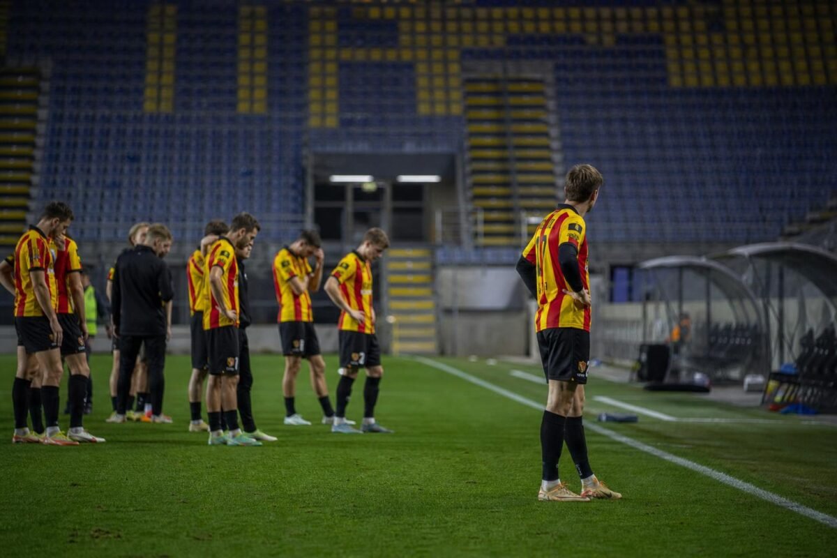 Ontgoochelde sfeer rond KV Mechelen na de nederlaag op Stayen