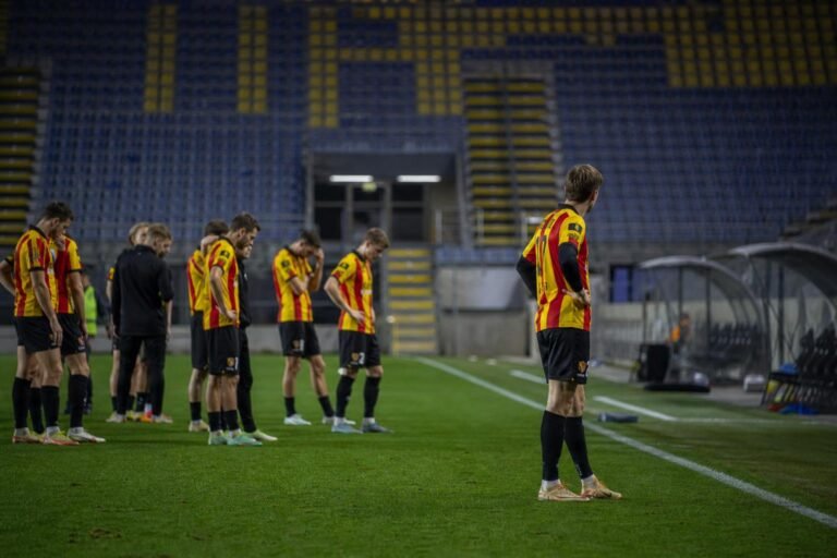 Ontgoochelde sfeer rond KV Mechelen na de nederlaag op Stayen