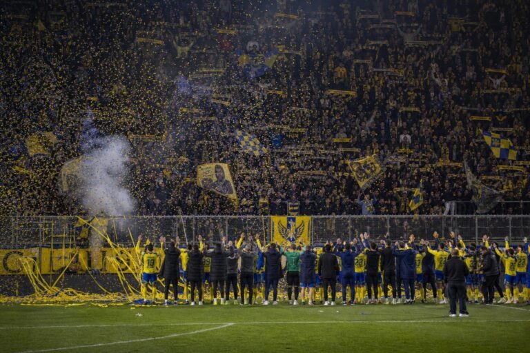 STVV viert op Stayen na de 3-0-zege tegen KV Mechelen