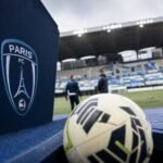 Sfeervolle voetbalomgeving rond Stade Jean-Bouin bij de ambities van Paris FC