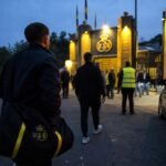 Transferachtige sfeer rond Union SG met stadioncontext en spanning rond een mogelijk vertrek.