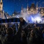 Supporters van Club Brugge vieren de titel tijdens een huldiging.