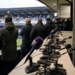 Gespannen perssfeer bij RSC Anderlecht rond de zoektocht naar een nieuwe hoofdtrainer
