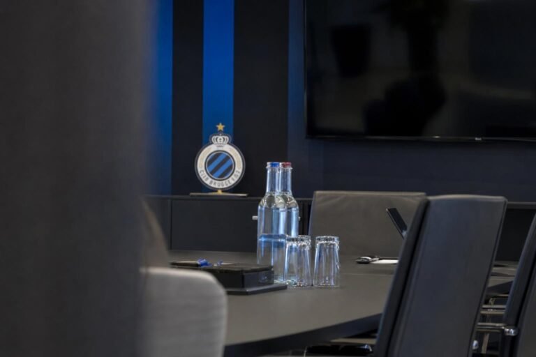 Bestuurlijke context bij Club Brugge na sportieve herschikking