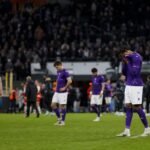 Ontgoochelde Anderlecht-spelers na een zware Brusselse derby zonder herkenbare gezichten