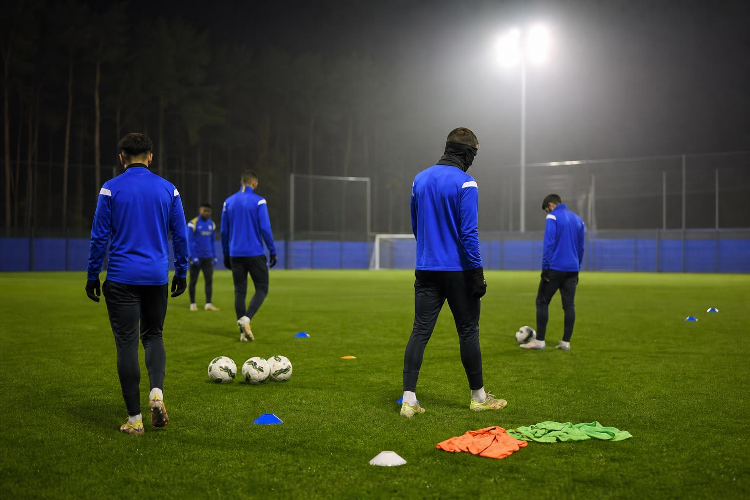 Sfeerbeeld van KRC Genk richting barrageduel tegen KAA Gent zonder herkenbare spelers