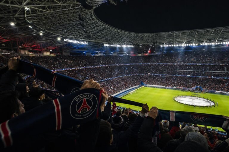 Stadion in Europese finalesfeer voor de Champions League-finale