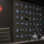 Persmoment bij Celta de Vigo rond het naderende spelersafscheid van Iago Aspas