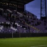 Tense Beerschot stadium atmosphere after missed promotion decision