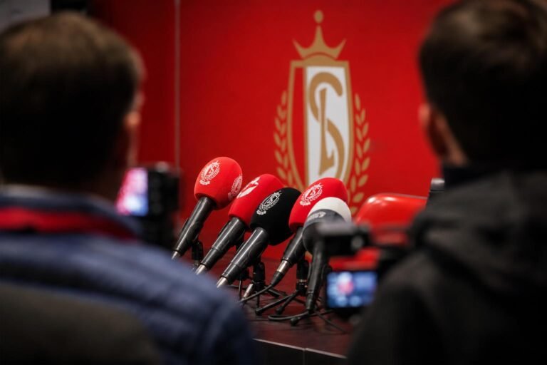 Tense persmoment rond Standard na een gemiste Europese kans