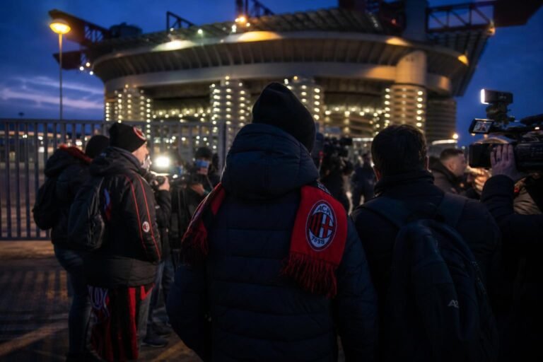 Transfercontext rond Ardon Jashari bij AC Milan zonder herkenbare gezichten
