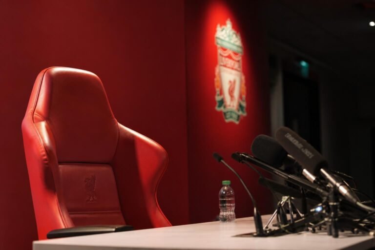 Tense press setting around Liverpool after the departure of Arne Slot