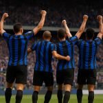 Spelers van Internazionale vieren de landstitel na de thuiszege tegen Parma.