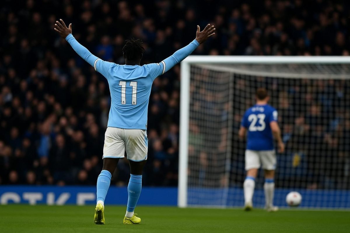 Jérémy Doku viert een doelpunt voor Manchester City na de spectaculaire 3-3 tegen Everton.