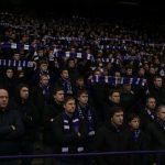 Supporters van RSC Anderlecht op de tribune tijdens een wedstrijd in het Lotto Park