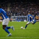 Sfeerbeeld in het stadion bij een wedstrijd van KRC Genk