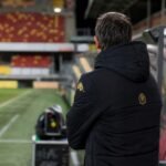 Frederik Vanderbiest van KV Mechelen langs de zijlijn in wedstrijdcontext
