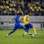 Spelmoment tijdens STVV tegen KAA Gent op Stayen in de Champions' Play-Offs
