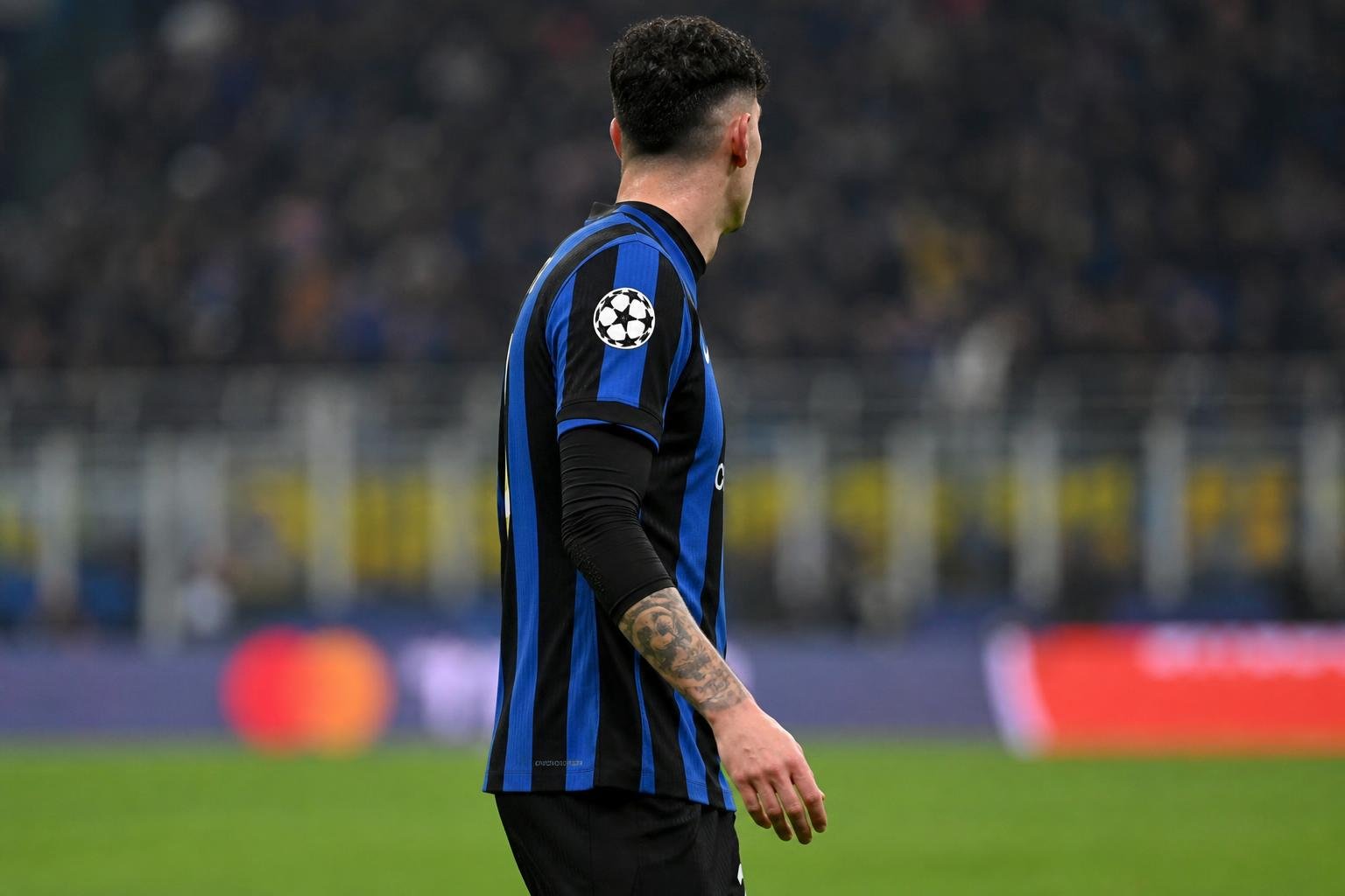 Alessandro Bastoni in actie voor Internazionale tijdens een wedstrijd.