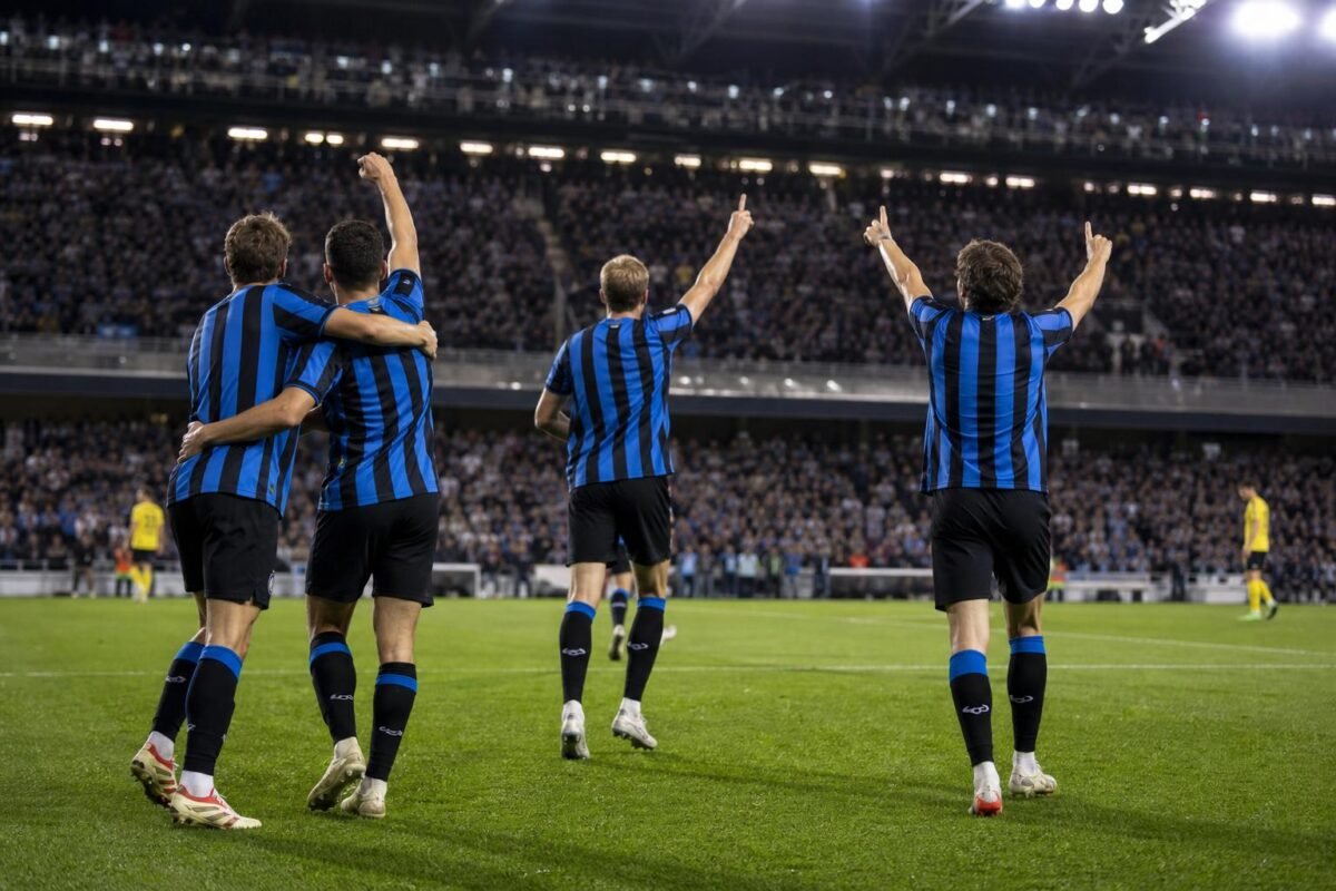 Spelers van Club Brugge vieren een doelpunt in het Jan Breydelstadion tegen Union SG