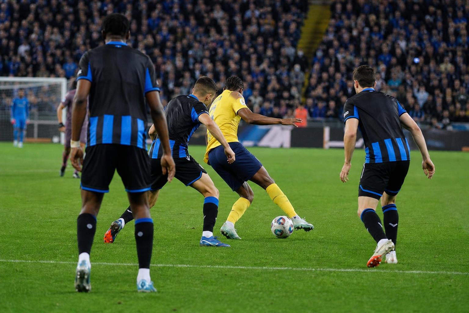 Actiemoment in het Jan Breydelstadion tijdens Club Brugge tegen Union SG