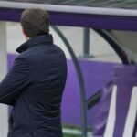 Antoine Sibierski in Anderlecht-context tijdens een moment langs het veld