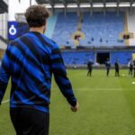 Aleksandar Stankovic in Club Brugge-tenue in het Jan Breydelstadion