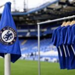 Xabi Alonso in een Chelsea-context met focus op het transferdossier voor een nieuwe spits