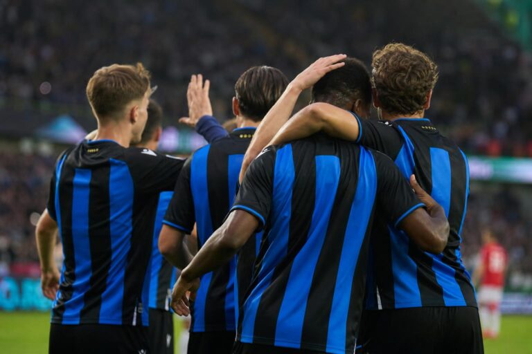 Joaquin Seys van Club Brugge na een wedstrijd in het stadion